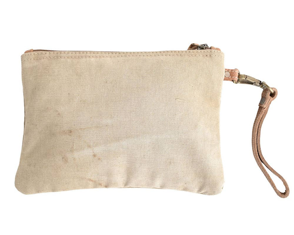 VINTAGE FLAG WRISTLET