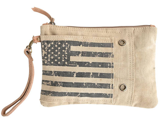 VINTAGE FLAG WRISTLET