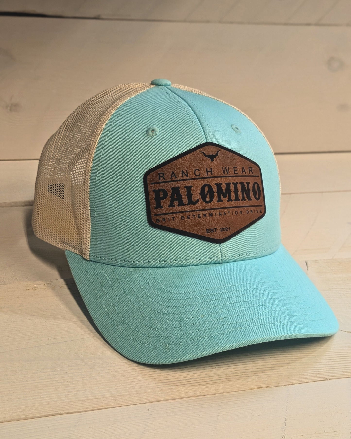 Palomino 115 (Aruba Blue and Birch)